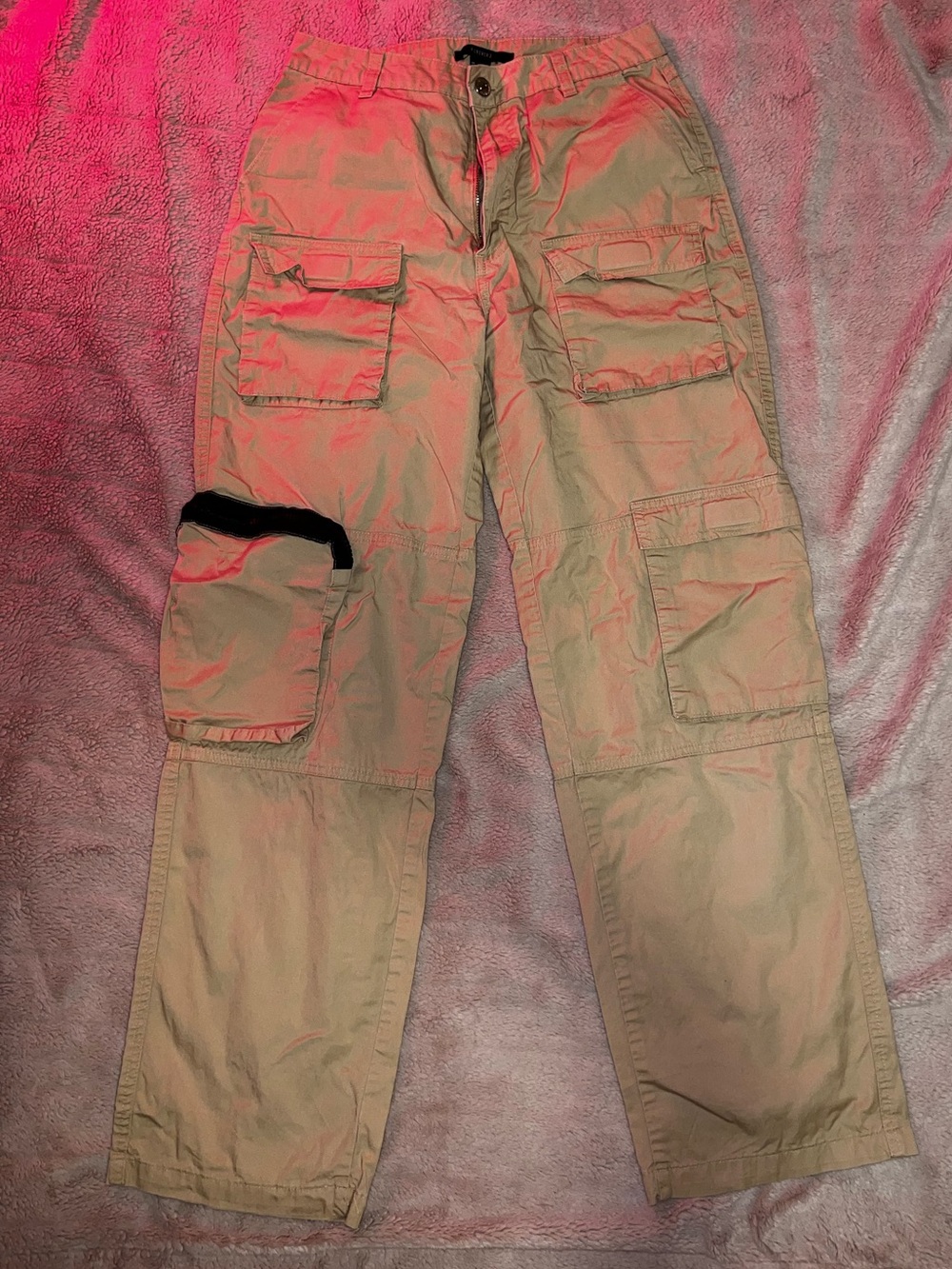 Forever 21 Women's Tan Cargo Pants with Multiple Pockets